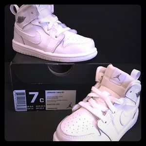 NEW Jordan 1 MID BT Toddler